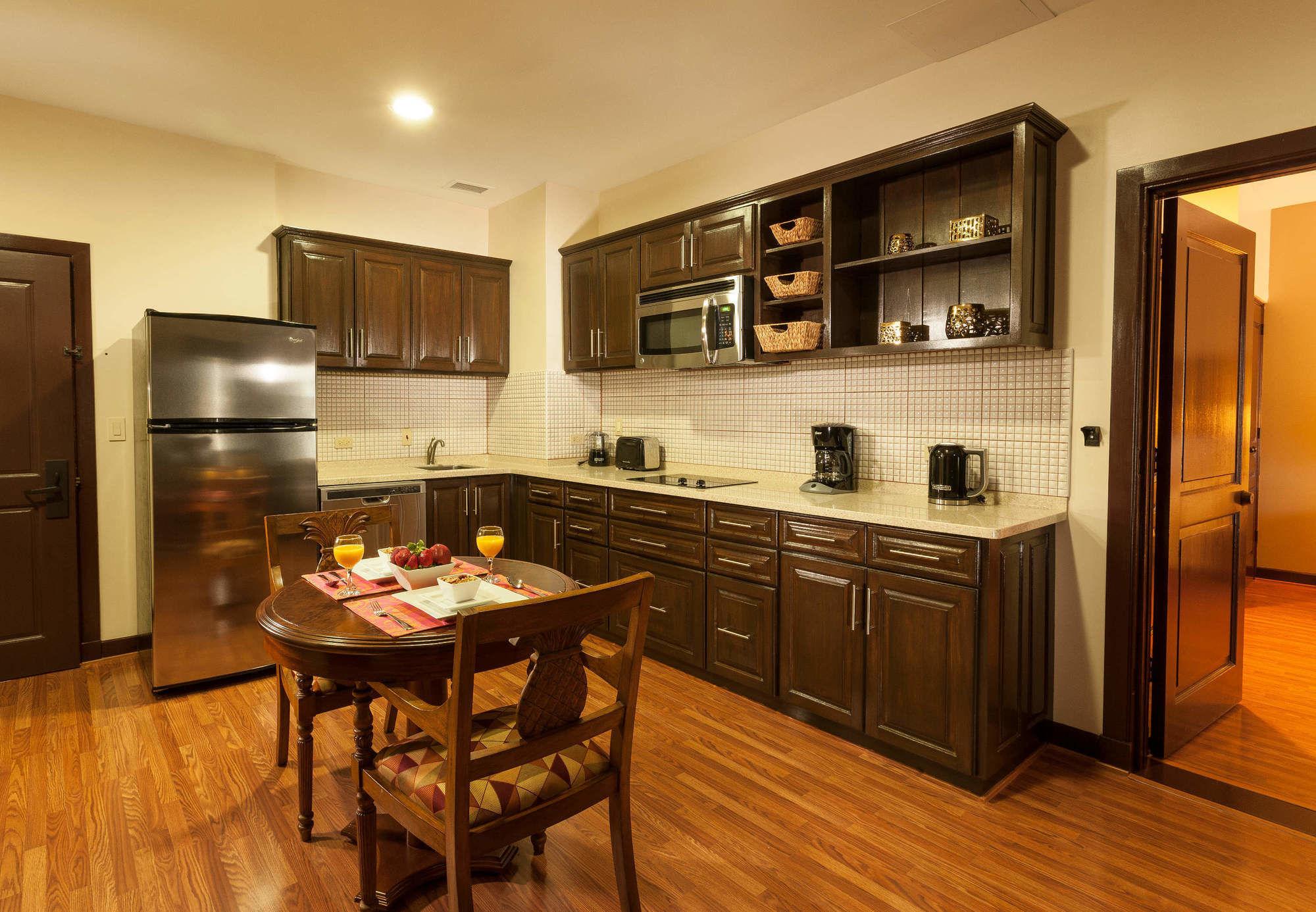 Courtyard By Marriott Port Of Spain Экстерьер фото