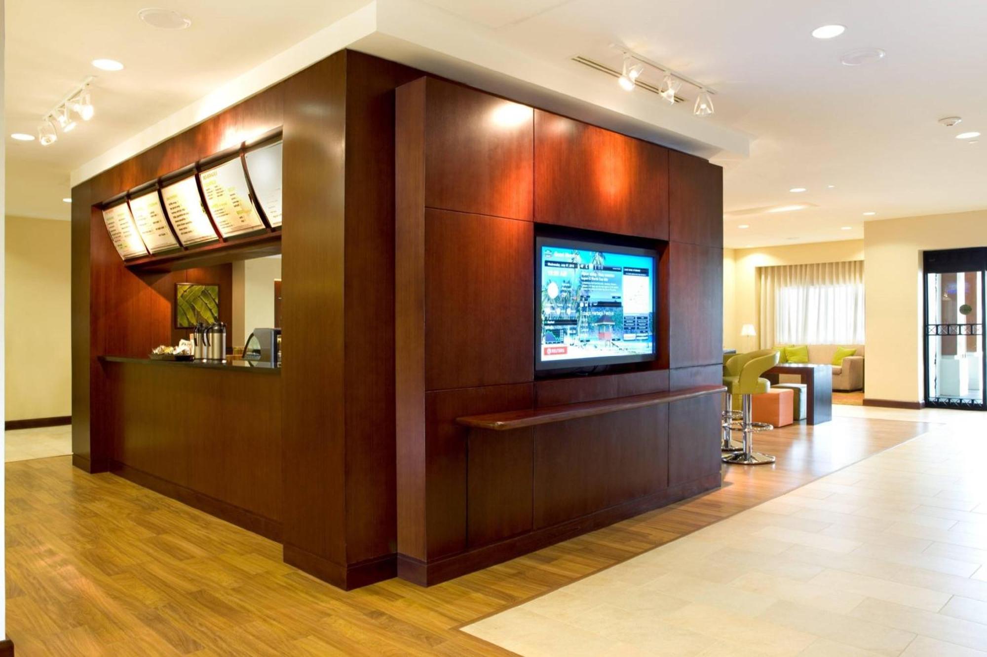 Courtyard By Marriott Port Of Spain Экстерьер фото