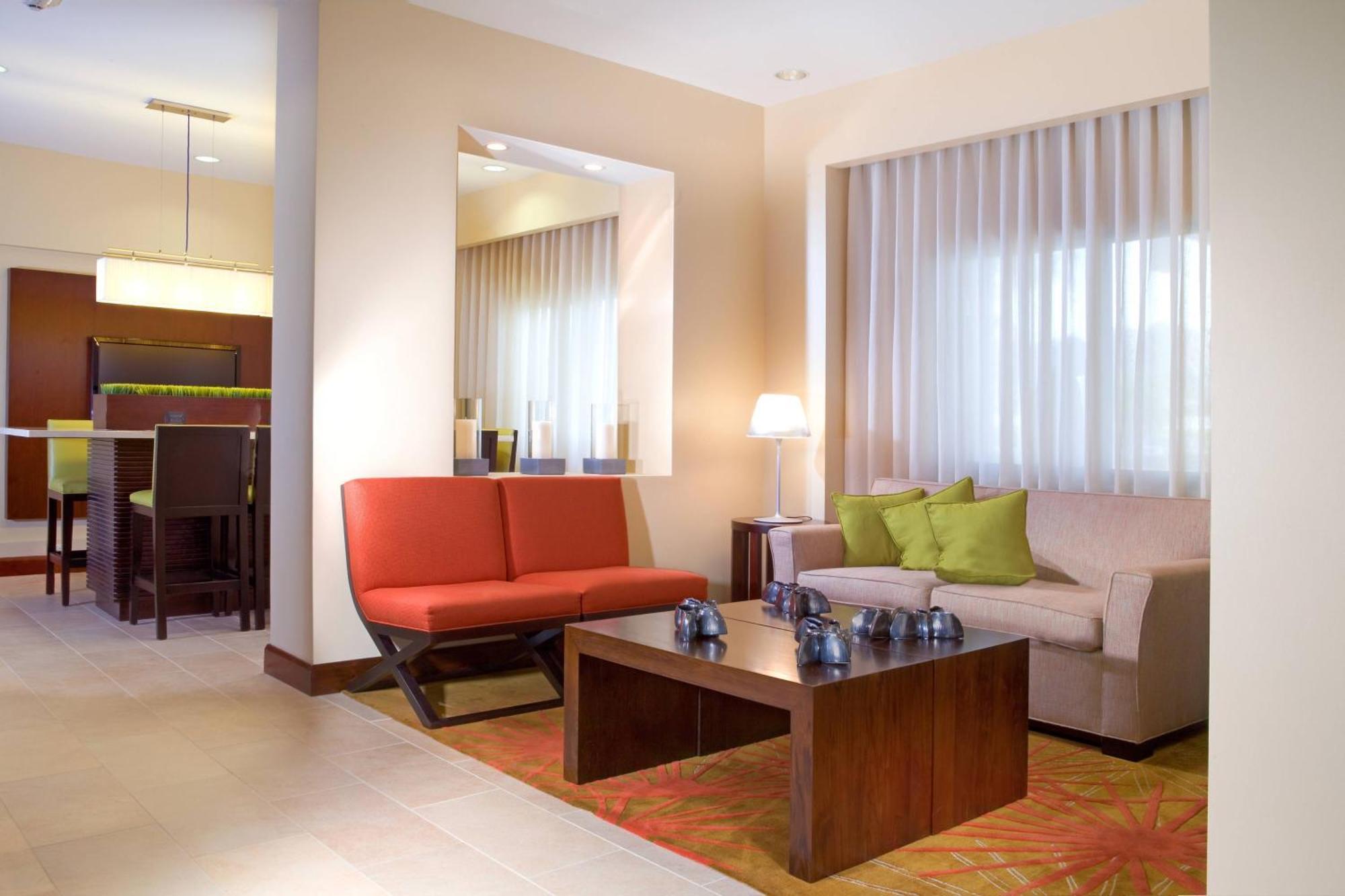 Courtyard By Marriott Port Of Spain Экстерьер фото