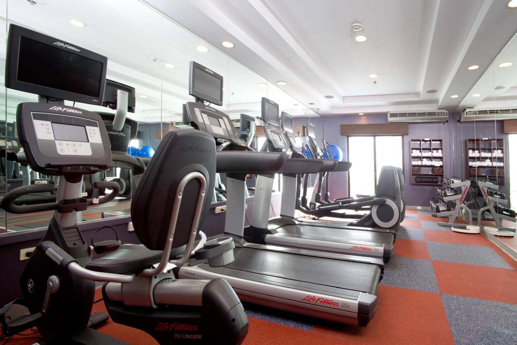 Courtyard By Marriott Port Of Spain Экстерьер фото